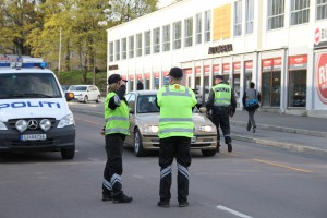 Politikontroll i Grenseveien på ensjø 018