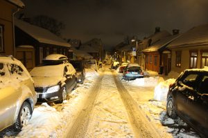 Snø og gateparkering i BGO (21)
