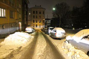 Snø og gateparkering i BGO (30)
